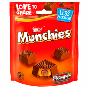 Nestle Munchies Milk Chocolate & Caramel Sharing Bag 104g Image